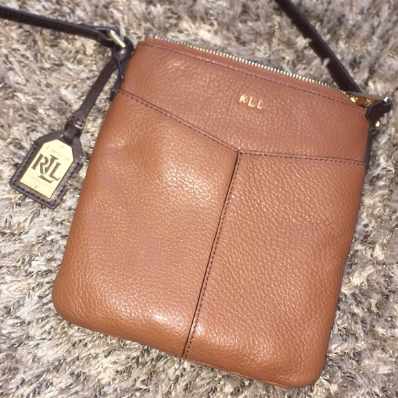 Ralph Lauren Handbags - Ralph Lauren crossbody purse
